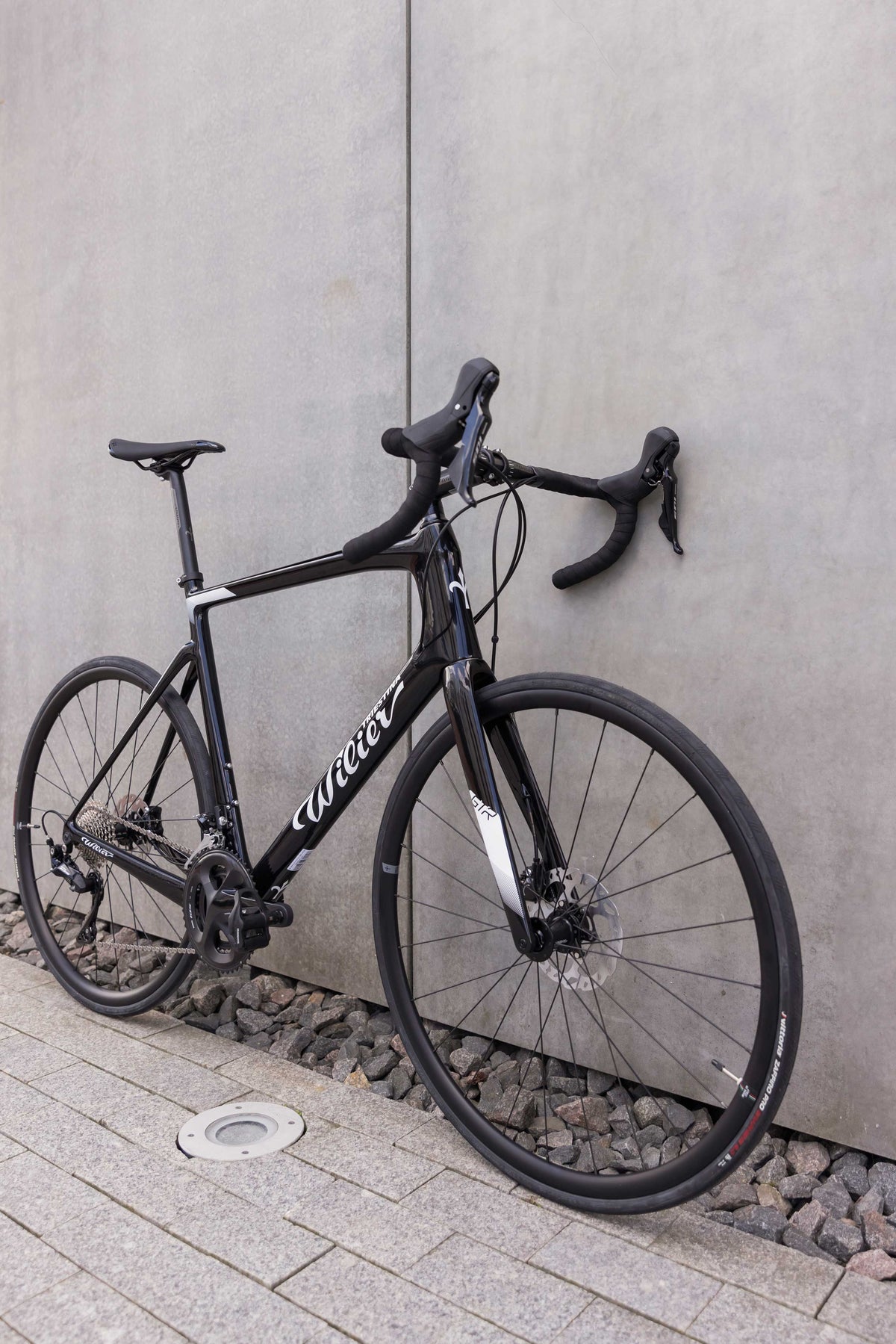 Wilier GTR Team 105 / Black White